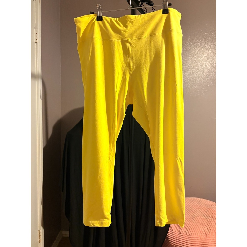 Legging Depot Yellow Capri Leggings Style HLYC21X Sz 1X